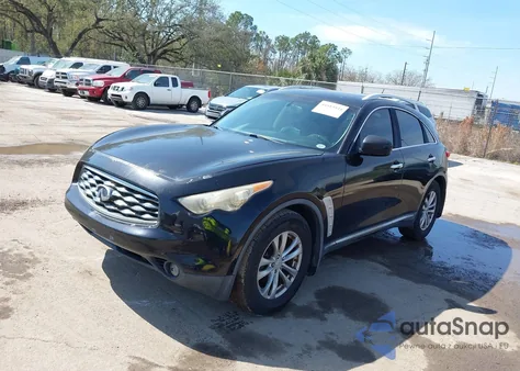 2009 Infiniti Fx35 z USA, uszkodzony, nr VIN JNRAS18U19M104627